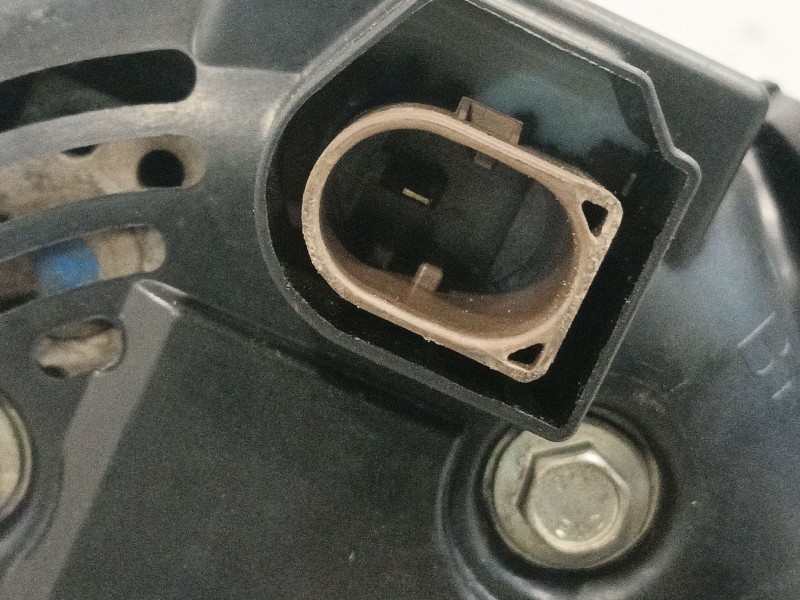 Recambio de alternador para ford tourneo courier b460 monospace 1.0 ecoboost referencia OEM IAM MS1042113320  
