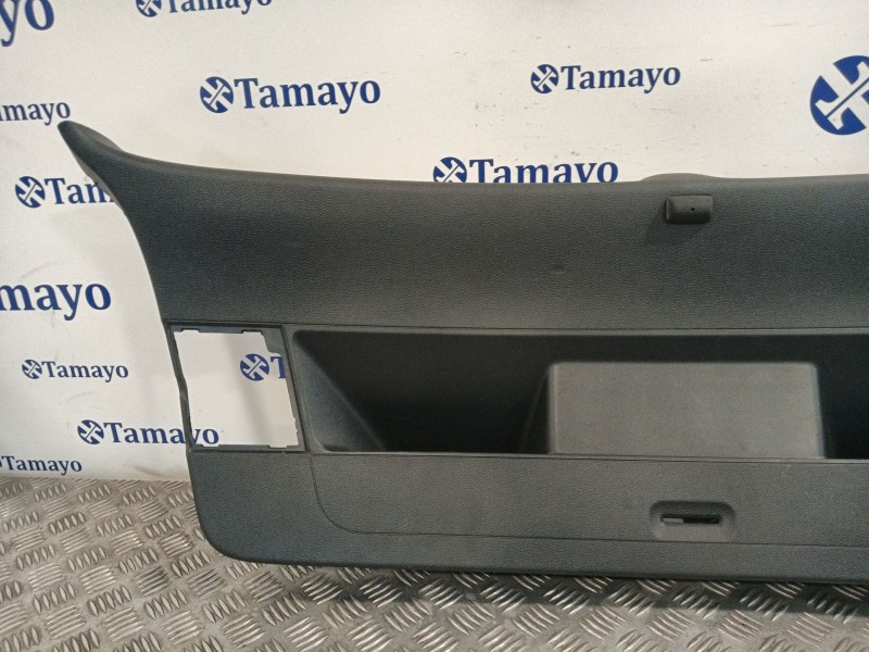 Recambio de guarnecido porton trasero para volkswagen golf vi (5k1) 2.0 gti referencia OEM IAM 5K6867605  