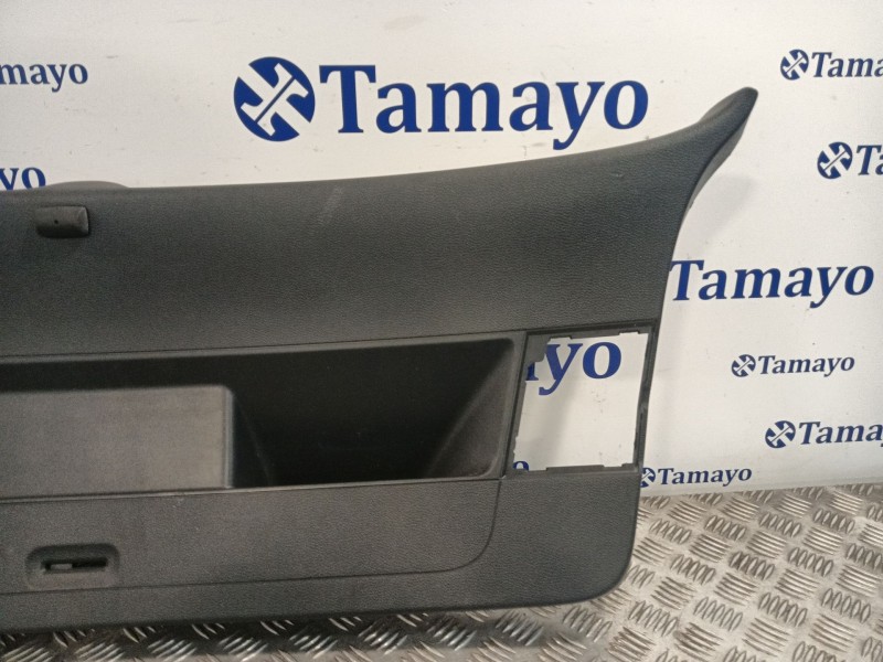 Recambio de guarnecido porton trasero para volkswagen golf vi (5k1) 2.0 gti referencia OEM IAM 5K6867605  