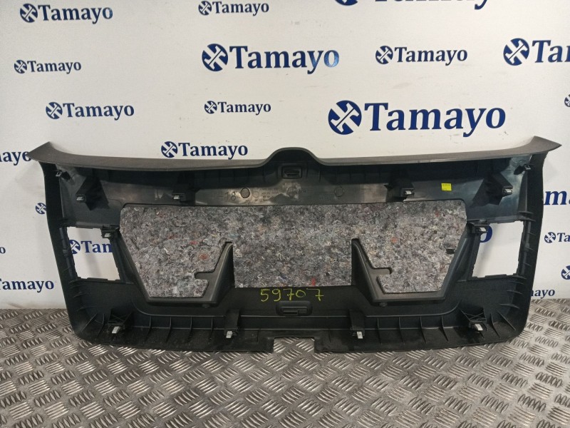 Recambio de guarnecido porton trasero para volkswagen golf vi (5k1) 2.0 gti referencia OEM IAM 5K6867605  