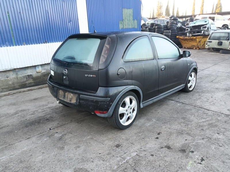 opel corsa c (x01) del año 2005