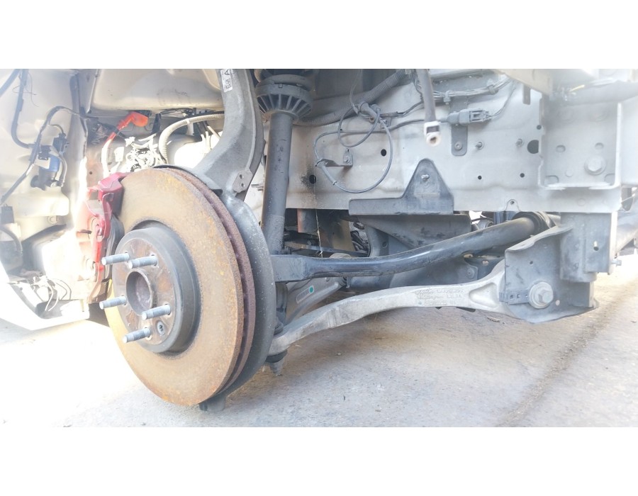 Recambio de brazo suspension superior delantero derecho para jaguar xe (x760) 2.0 d referencia OEM IAM T2H3192  