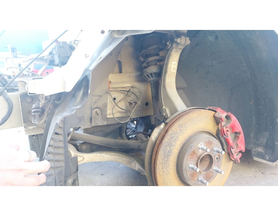 Recambio de brazo suspension superior delantero izquierdo para jaguar xe (x760) 2.0 d referencia OEM IAM T2H3193  