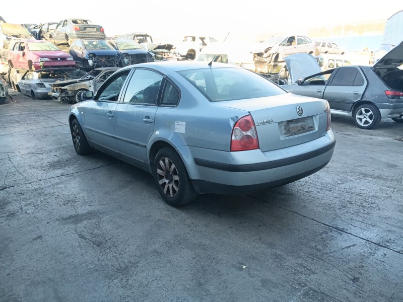 volkswagen passat b5 (3b2) del año 2002