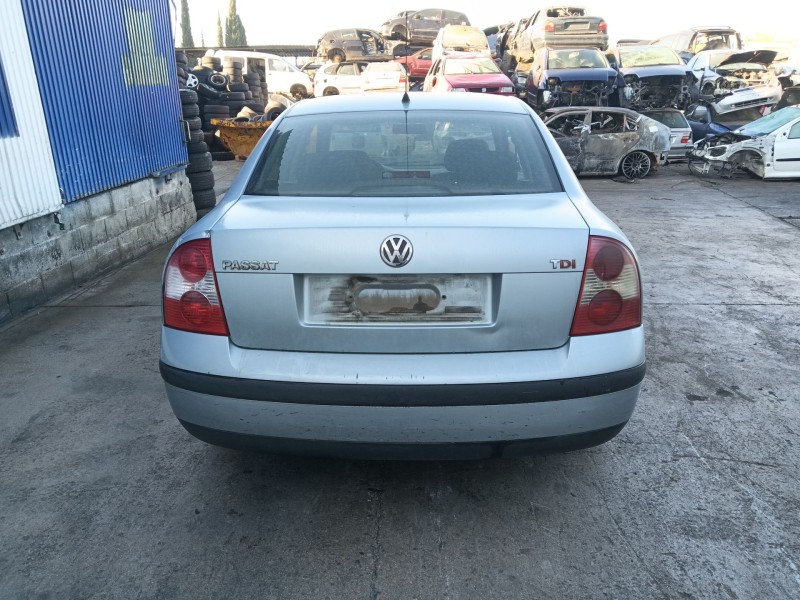 volkswagen passat b5 (3b2) del año 2002