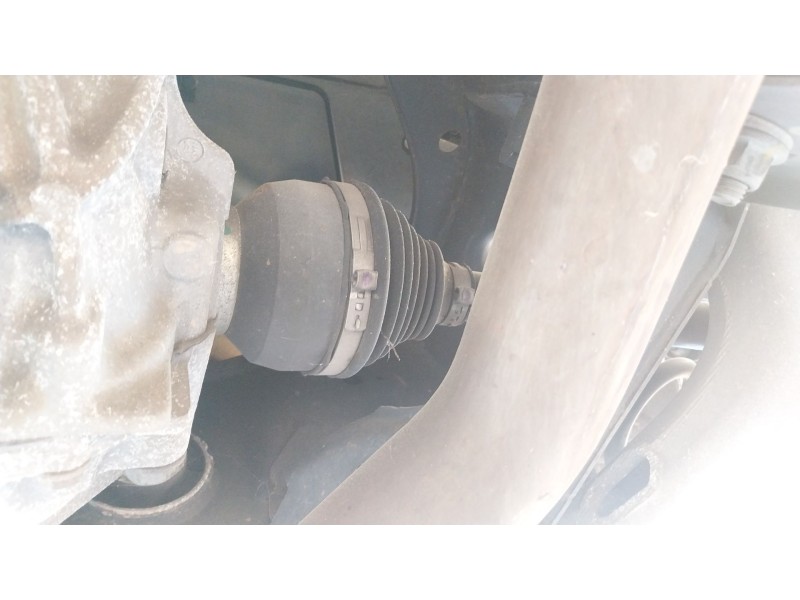 Recambio de transmision trasera izquierda para jaguar xe (x760) 2.0 d referencia OEM IAM T4N39156  