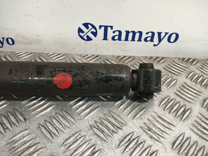 Recambio de amortiguador trasero derecho para hyundai h350 furgoneta 2.5 crdi referencia OEM IAM 5530059000  