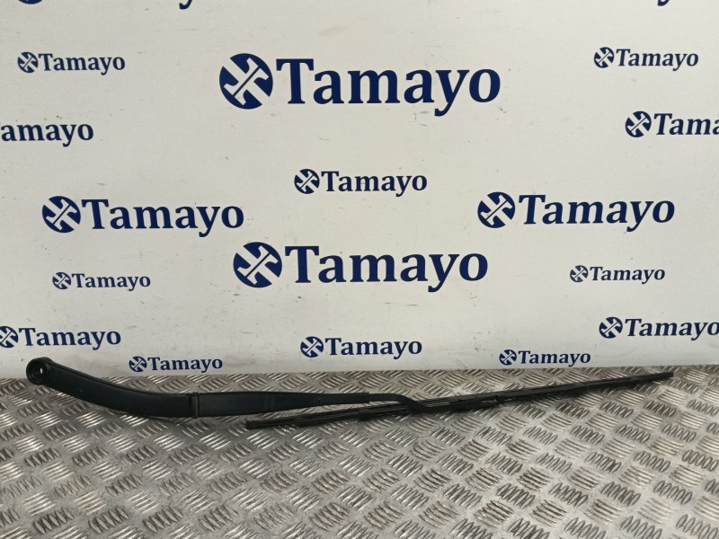 Recambio de brazo limpia delantero izquierdo para hyundai h350 furgoneta 2.5 crdi referencia OEM IAM 9813159100  