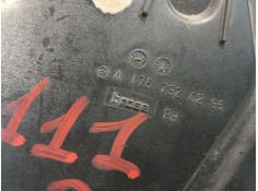 Recambio de moldura para mercedes-benz clase a (w176) referencia OEM IAM A1767320295   2