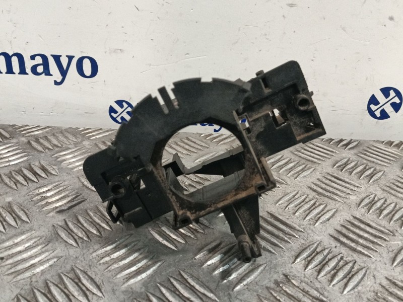 Recambio de moldura para volkswagen golf vi (5k1) 1.6 tdi dpf referencia OEM IAM 1K0953503GM  