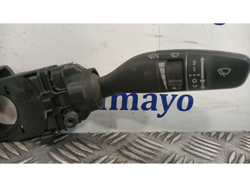 Recambio de mando multifuncion para hyundai h350 furgoneta 2.5 crdi referencia OEM IAM 7733MA1000  