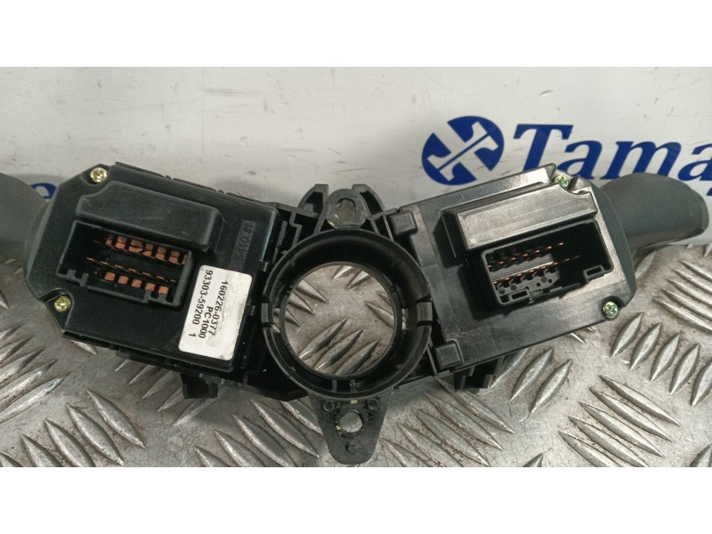 Recambio de mando multifuncion para hyundai h350 furgoneta 2.5 crdi referencia OEM IAM 7733MA1000  