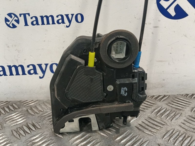 Recambio de cerradura puerta trasera izquierda para toyota auris (_e18_) 1.4 d-4d (nde180_) referencia OEM IAM A084219  