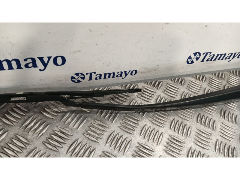 Recambio de brazo limpia delantero izquierdo para toyota auris 1.4 turbodiesel cat referencia OEM IAM 3151820  