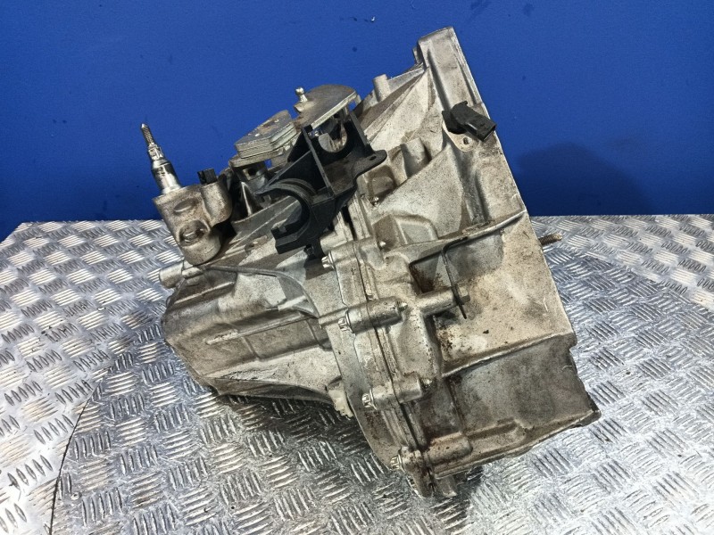 Recambio de caja cambios para dacia duster (hm_) 1.5 dci 115 (hmad) referencia OEM IAM TL4361  