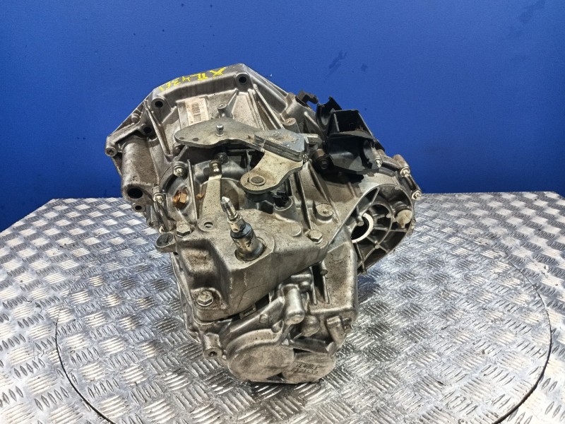 Recambio de caja cambios para dacia duster (hm_) 1.5 dci 115 (hmad) referencia OEM IAM TL4361  