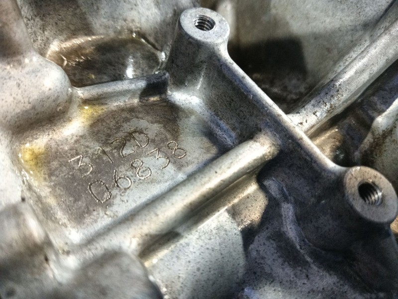 Recambio de caja cambios para toyota prius (nhw30) 1.8 16v cat referencia OEM IAM 3JM  