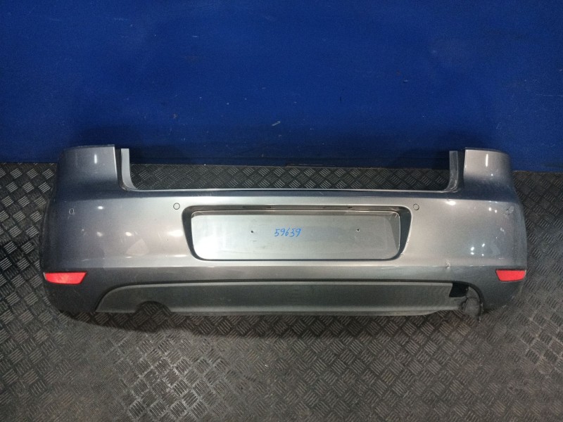 Recambio de paragolpes trasero para volkswagen golf vi (5k1) 1.6 tdi referencia OEM IAM 5K6807421  