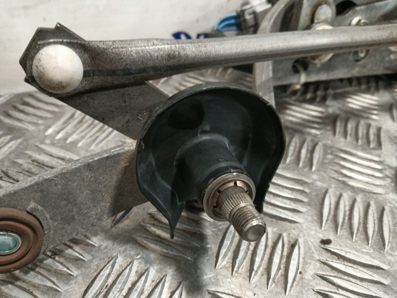 Recambio de motor limpia delantero para toyota auris 1.4 turbodiesel cat referencia OEM IAM 8511002190 1593000831 