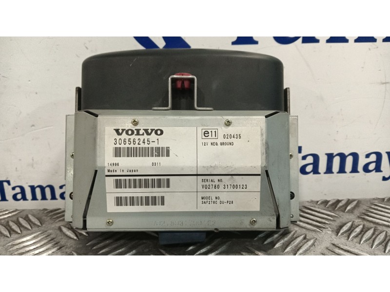 Recambio de pantalla multifuncion para volvo xc70 referencia OEM IAM 30656245  