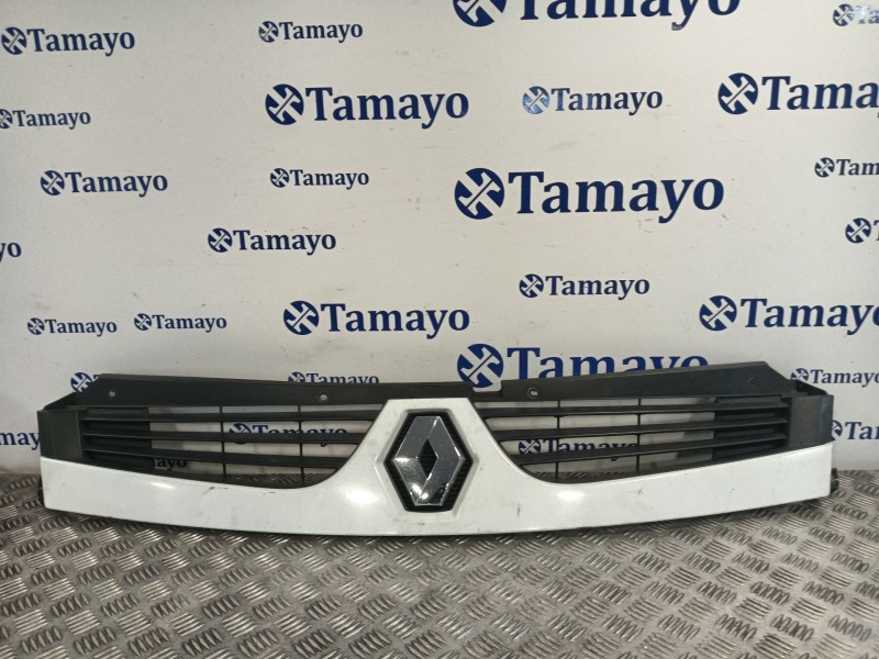 Recambio de rejilla delantera para renault master ii furgoneta (fd) 2.5 dci referencia OEM IAM 8200426365  