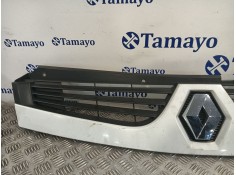 Recambio de rejilla delantera para renault master ii furgoneta (fd) 2.5 dci referencia OEM IAM 8200426365   2