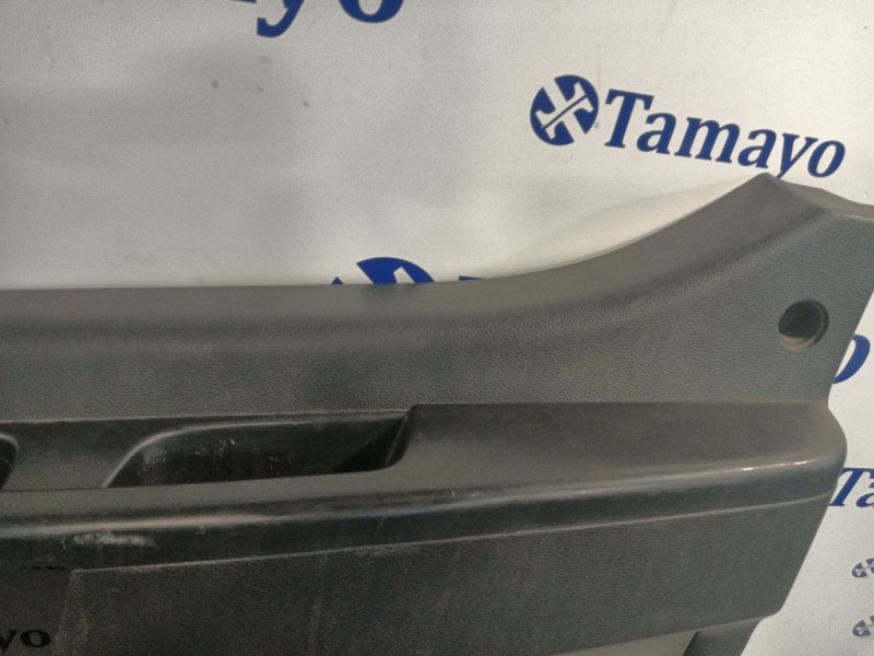 Recambio de guarnecido puerta delantera derecha para hyundai h350 furgoneta 2.5 crdi referencia OEM IAM   