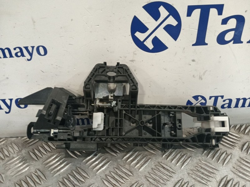 Recambio de soporte para mercedes-benz clase a (w176) referencia OEM IAM A2047601634  