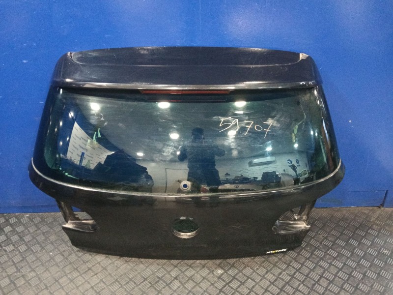 Recambio de porton trasero para volkswagen golf vi (5k1) 2.0 gti referencia OEM IAM 5K6827025J  