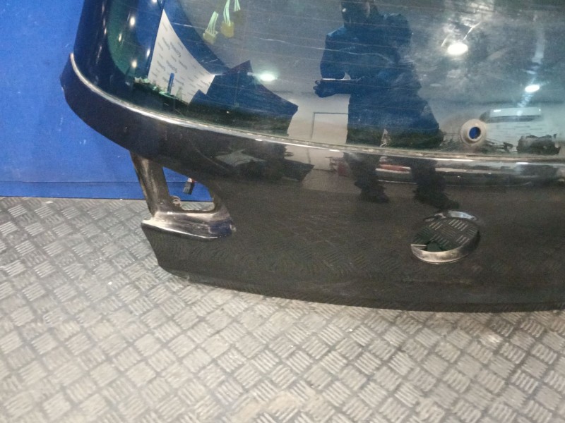 Recambio de porton trasero para volkswagen golf vi (5k1) 2.0 gti referencia OEM IAM 5K6827025J  