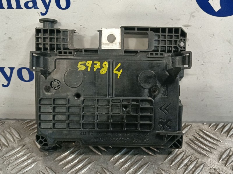 Recambio de caja reles / fusibles para peugeot 207 sw (wk_) 1.6 hdi referencia OEM IAM 9664997880  