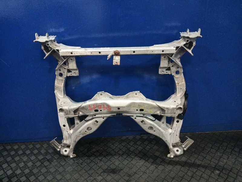 Recambio de subchasis delantero para bmw 5 touring (f11) 520 d referencia OEM IAM 6796692 6781528 678152703