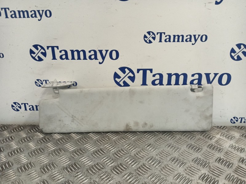 Recambio de parasol derecho para iveco daily vi furgoneta 55c18, 55s18, 70s18, 70c18 referencia OEM IAM 5802754202  