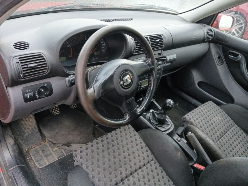 seat leon (1m1) del año 2001