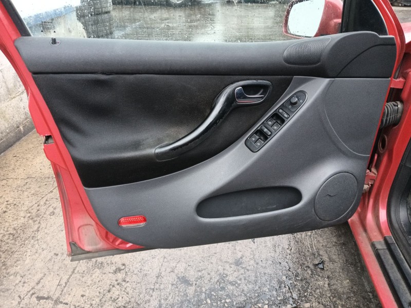 seat leon (1m1) del año 2001