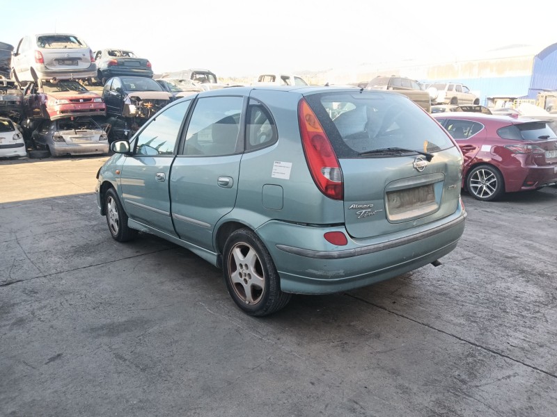 nissan almera tino (v10) del año 2002
