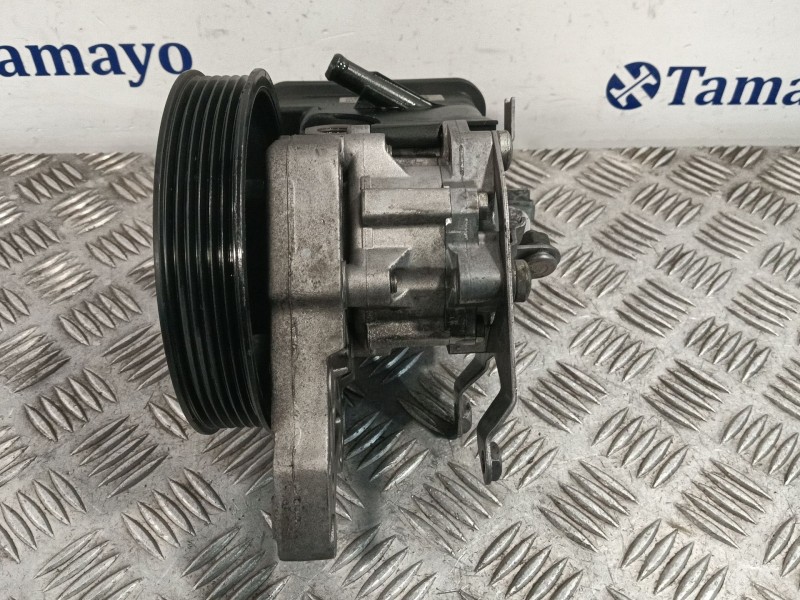 Recambio de bomba direccion para bmw x3 (e83) 2.0 d referencia OEM IAM 7692974548  