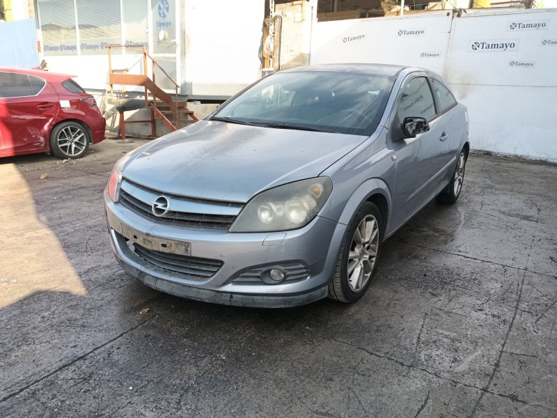 opel astra h gtc (a04) del año 2005