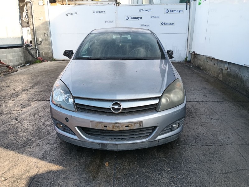 opel astra h gtc (a04) del año 2005
