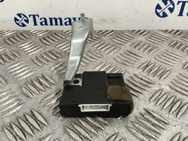 Recambio de centralita inmovilizador para toyota auris 1.4 turbodiesel cat referencia OEM IAM 8978002040 E1110R023241 