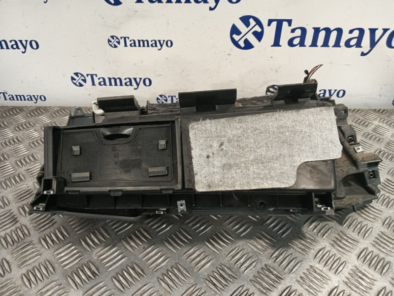 Recambio de guantera para bmw serie 1 berlina (e81/e87) referencia OEM IAM 51457135698  