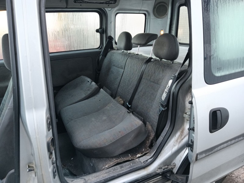 opel combo tour del año 2003