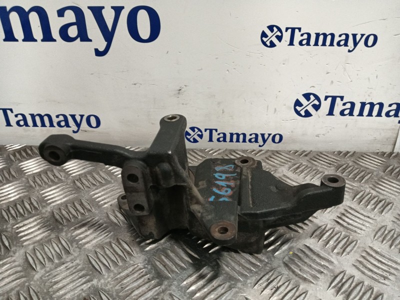 Recambio de soporte motor para mitsubishi montero (v60/v70) 2.5 td cat referencia OEM IAM MD365837T2F  