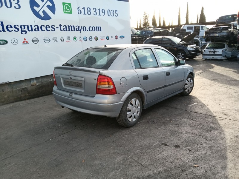 opel astra g hatchback (t98) del año 2002