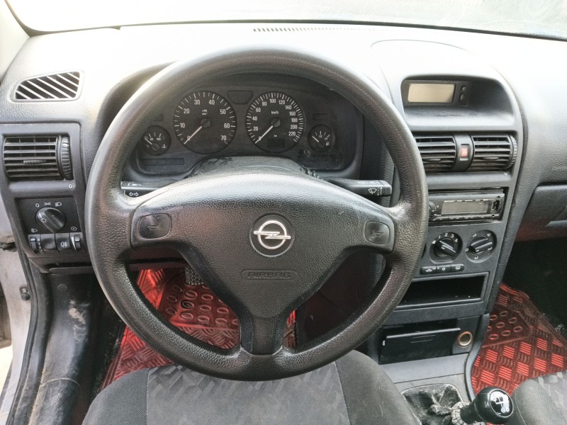 opel astra g hatchback (t98) del año 2002