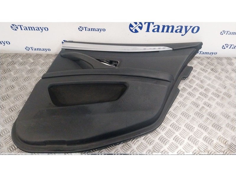 Recambio de guarnecido puerta trasera derecha para bmw 5 touring (f11) 520 d referencia OEM IAM 1777776 1777499 
