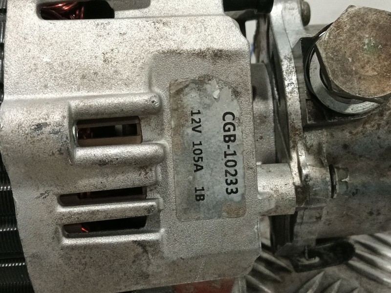 Recambio de alternador para mitsubishi montero (v60/v70) 2.5 td cat referencia OEM IAM CGB10233  