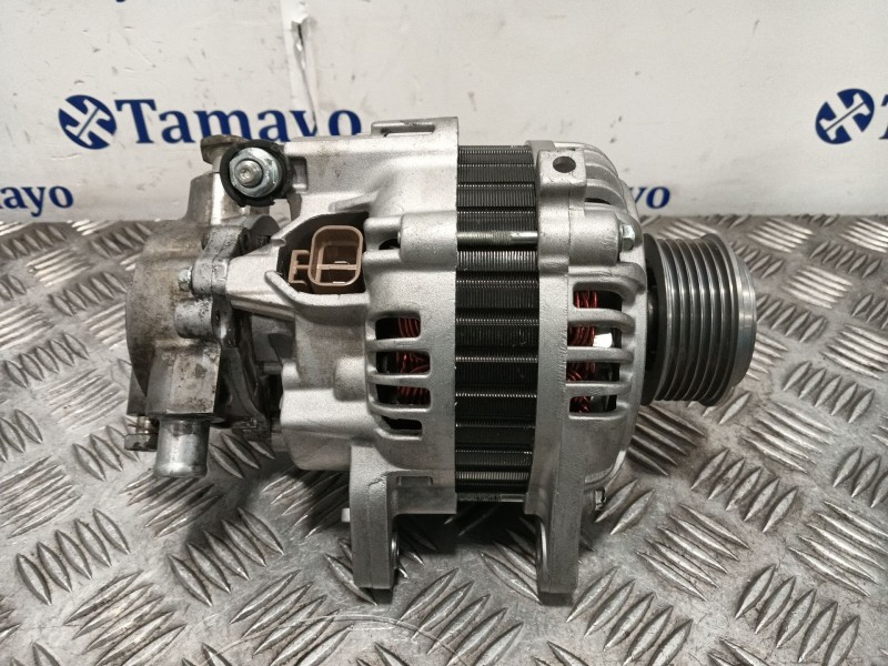 Recambio de alternador para mitsubishi montero (v60/v70) 2.5 td cat referencia OEM IAM CGB10233  