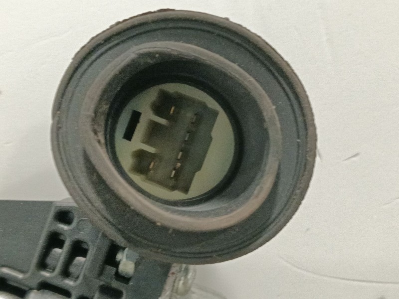 Recambio de elevalunas trasero izquierdo para toyota auris 1.4 turbodiesel cat referencia OEM IAM 973582100 857100D100 