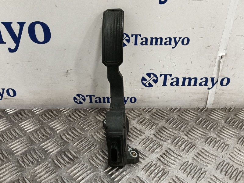 Recambio de pedal acelerador para toyota auris 1.4 turbodiesel cat referencia OEM IAM 7811002010  